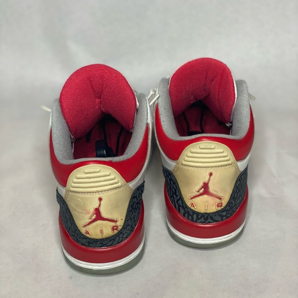 Jordan 3 Fire Red - Picture 4 of 5